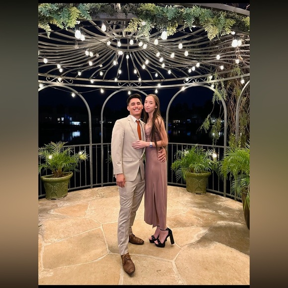 💜🏝️🩷 My Closet Info 💜☀️🧡 - Picture 11 of 17